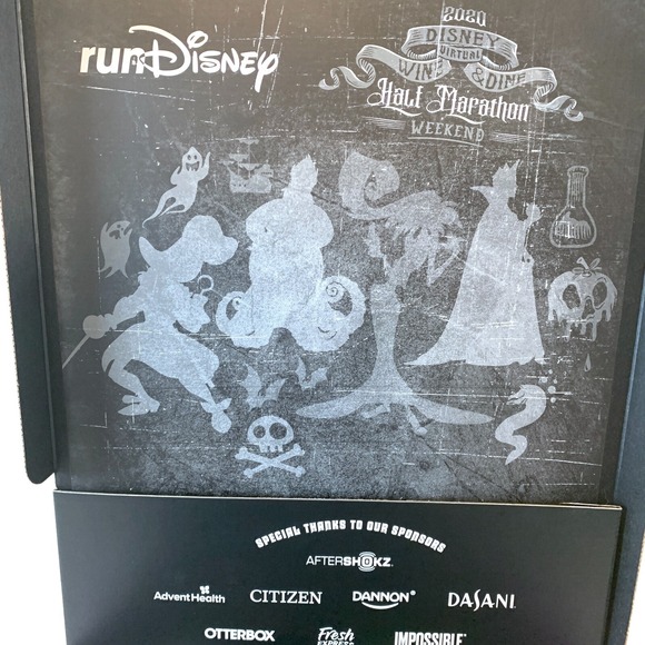 runDisney 2020 Virtual Wine &‎ Dine Half Marathon Weekend Box 4 Medals 4 Shirts - Picture 3 of 16